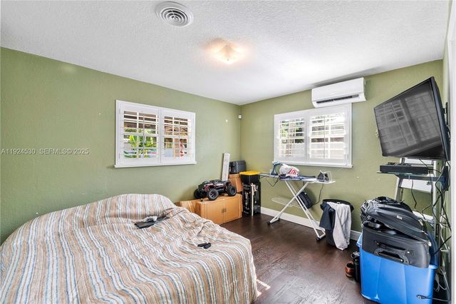 3329 Coolidge St, Hollywood, FL 33021