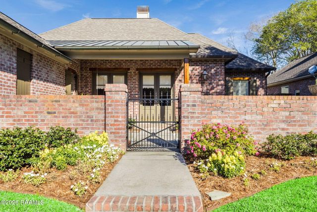 104 Freeport Circle, Lafayette, LA 70508