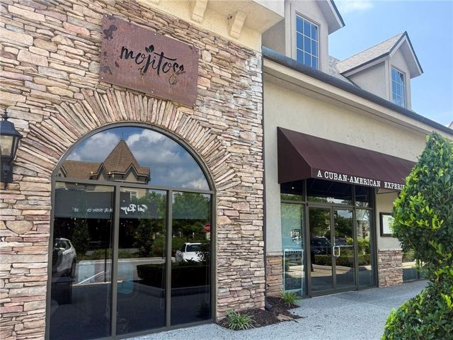3435 Willow Oak Drive, Peachtree Corners, GA 30092