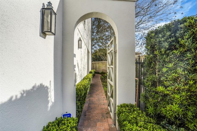 15943 Morgan Street, Sugar Land, TX 77478