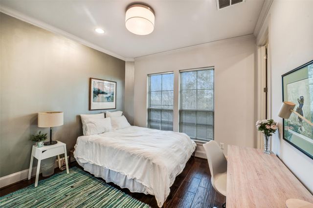 15943 Morgan Street, Sugar Land, TX 77478