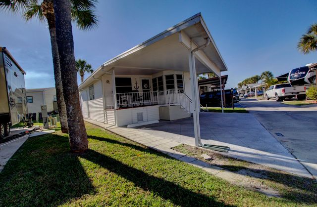 6672 SE 54th Street, Okeechobee, FL 34974