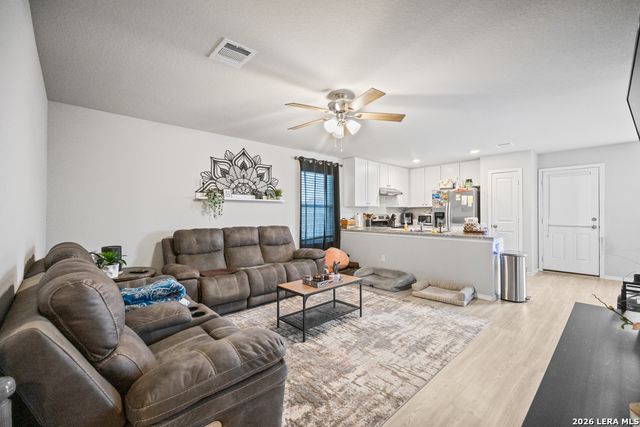 5706 Elm Valley Dr., San Antonio, TX 78242