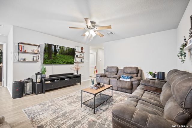 5706 Elm Valley Dr., San Antonio, TX 78242