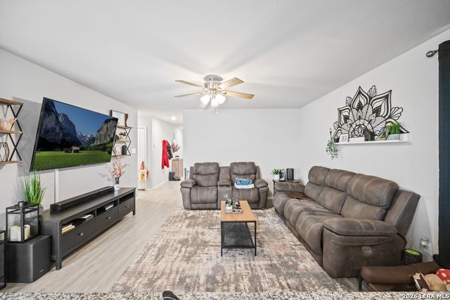 5706 Elm Valley Dr., San Antonio, TX 78242