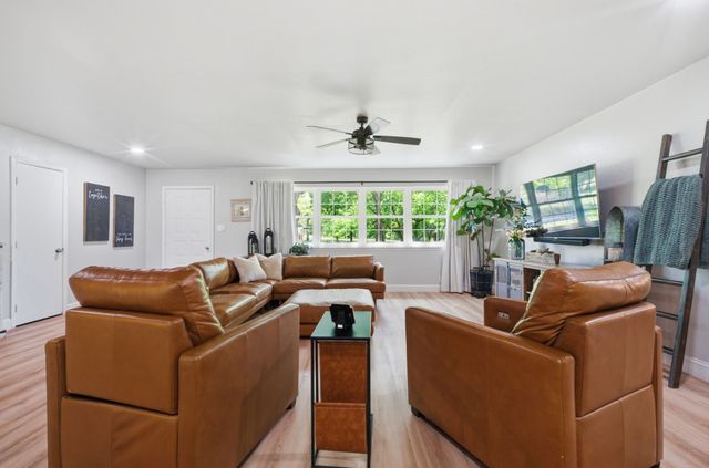 1499 Harrell Road, Howe, TX 75459