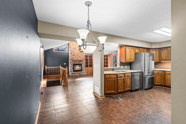 7849 Monroe Street NE, Spring Lake Park, MN 55432