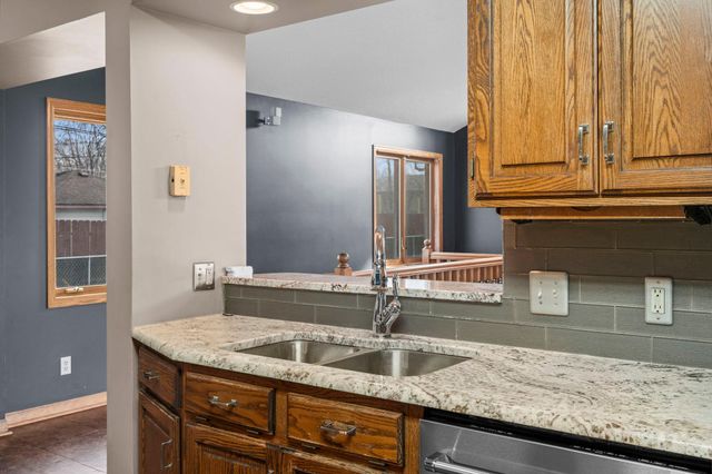 7849 Monroe Street NE, Spring Lake Park, MN 55432