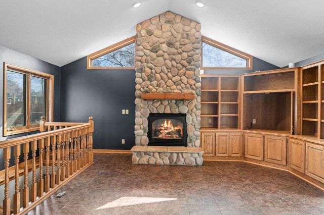 7849 Monroe Street NE, Spring Lake Park, MN 55432