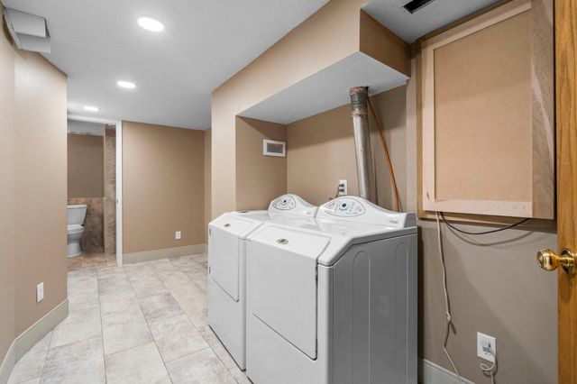 7849 Monroe Street NE, Spring Lake Park, MN 55432