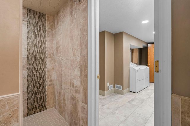 7849 Monroe Street NE, Spring Lake Park, MN 55432