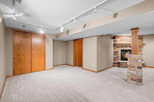 7849 Monroe Street NE, Spring Lake Park, MN 55432