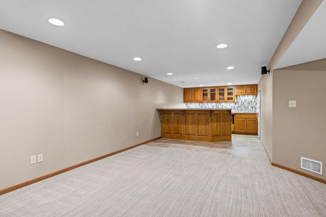 7849 Monroe Street NE, Spring Lake Park, MN 55432