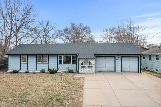 7849 Monroe Street NE, Spring Lake Park, MN 55432
