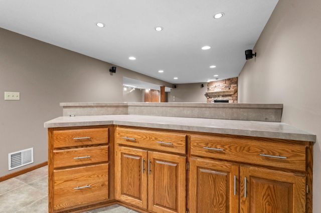 7849 Monroe Street NE, Spring Lake Park, MN 55432