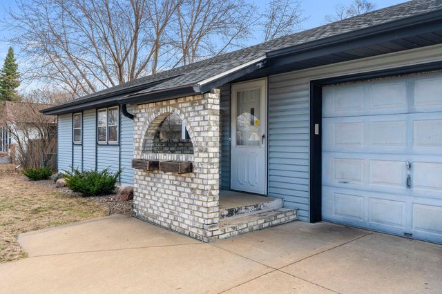 7849 Monroe Street NE, Spring Lake Park, MN 55432