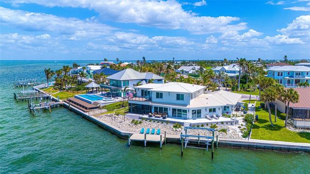 723 KEY ROYALE DRIVE, Holmes Beach, FL 34217