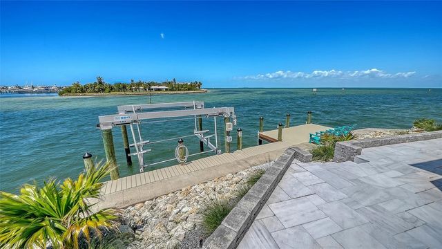723 KEY ROYALE DRIVE, Holmes Beach, FL 34217
