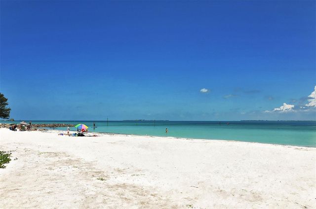 723 KEY ROYALE DRIVE, Holmes Beach, FL 34217