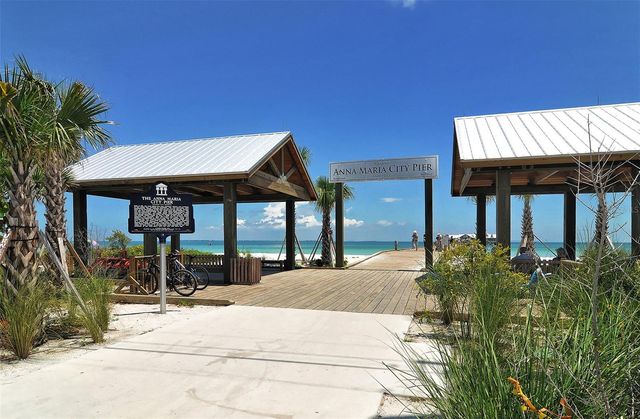 723 KEY ROYALE DRIVE, Holmes Beach, FL 34217