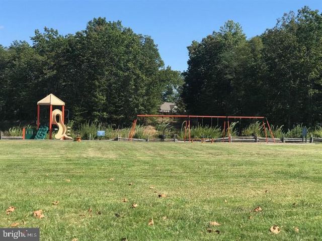 531 APRICOT ST, Stafford, VA 22554