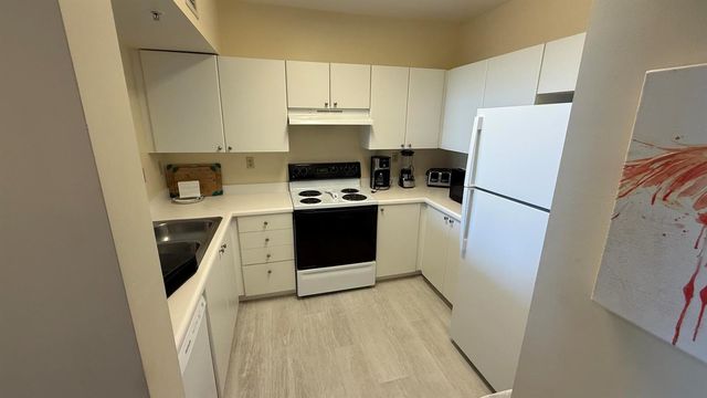 3020 NE 32nd Avenue 623, Fort Lauderdale, FL 33308