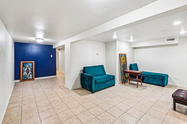 3430 W 12th Place, Chicago, IL 60623