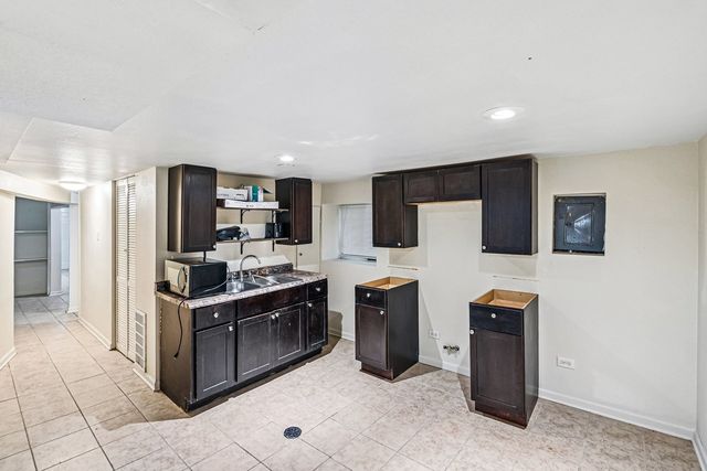 3430 W 12th Place, Chicago, IL 60623