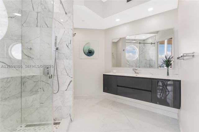 7330 Ocean Ter 2404, Miami Beach, FL 33141
