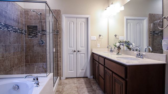 9917 Bodega Bay Road, Fort Worth, TX 76177