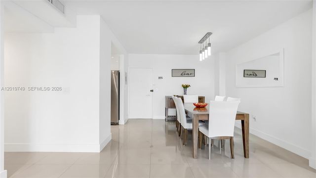 300 Bayview Drive 307, Sunny Isles Beach, FL 33160