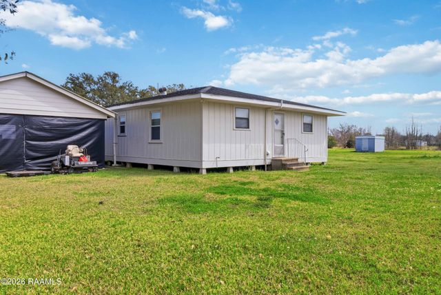 1018 Semere Road, Breaux Bridge, LA 70517