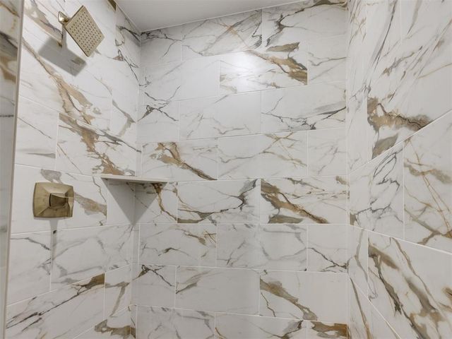 16021 Catalonia Place, Oklahoma City, OK 73170