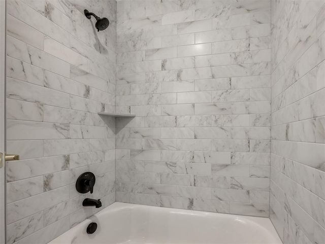 16021 Catalonia Place, Oklahoma City, OK 73170