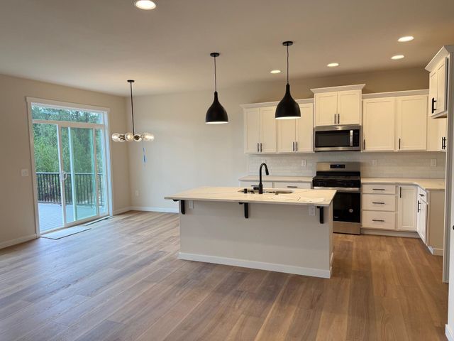 3203 S Custer Ln, Spokane, WA 99223