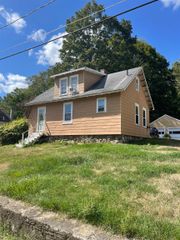 14 River Road, Brentwood, NH 03885