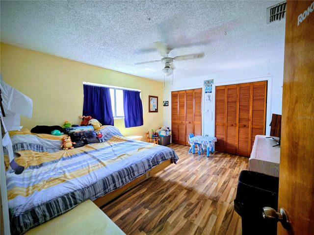 8026 VICTORIA WAY, Weeki Wachee, FL 34613