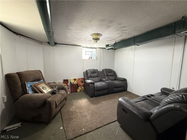 812 Clarendon Avenue NW, Canton, OH 44708