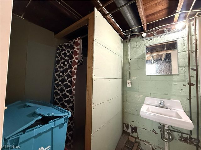 812 Clarendon Avenue NW, Canton, OH 44708