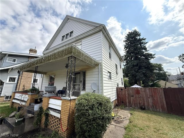 812 Clarendon Avenue NW, Canton, OH 44708