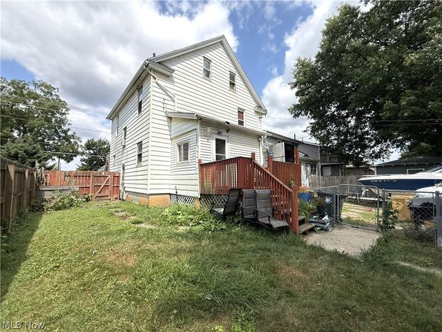 812 Clarendon Avenue NW, Canton, OH 44708