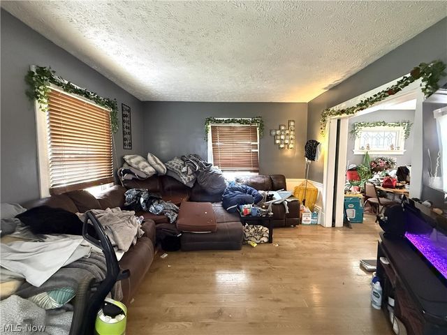 812 Clarendon Avenue NW, Canton, OH 44708