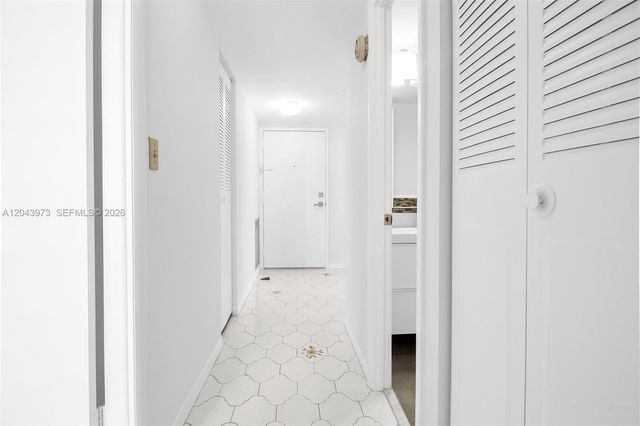 2851 NE 183rd St 1416E, Aventura, FL 33160