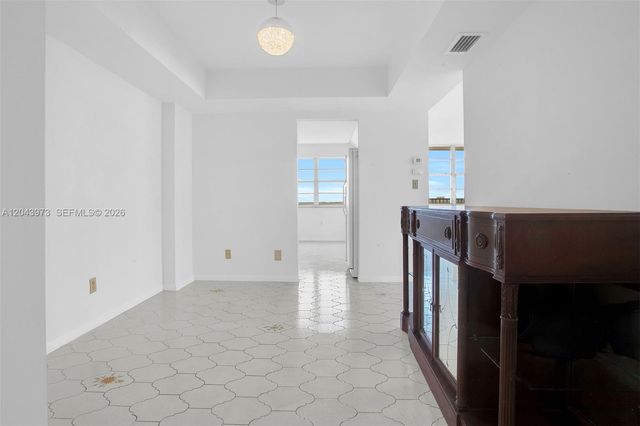 2851 NE 183rd St 1416E, Aventura, FL 33160
