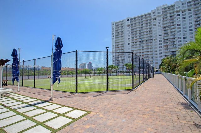 2851 NE 183rd St 1416E, Aventura, FL 33160