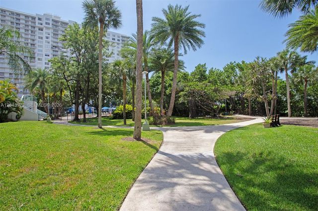 2851 NE 183rd St 1416E, Aventura, FL 33160