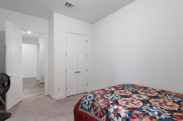 504 Pulitzer DR, Hutto, TX 78634