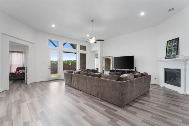 504 Pulitzer DR, Hutto, TX 78634