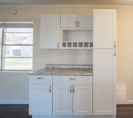 214 N Calhoun Street, Groesbeck, TX 76642