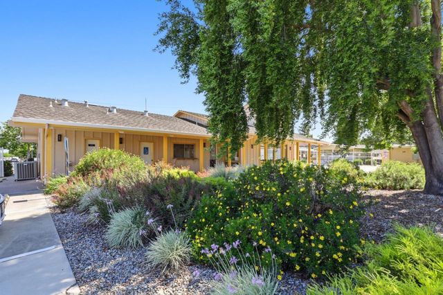 575 San Pedro 8, Morgan Hill, CA 95037